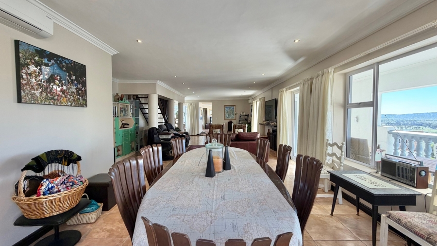 5 Bedroom Property for Sale in Mountainside Western Cape